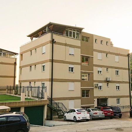 Apartment Green House Petrovac エクステリア 写真
