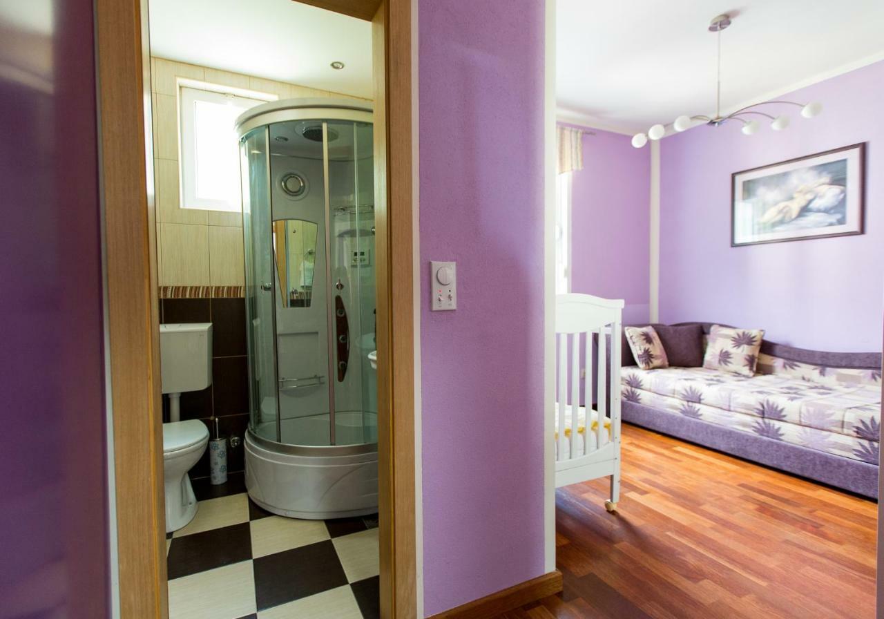 Apartment Green House Petrovac エクステリア 写真