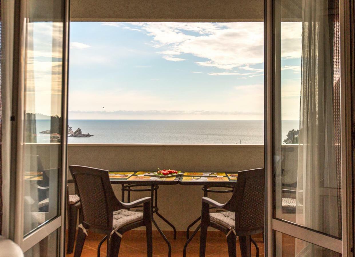 Apartment Green House Petrovac エクステリア 写真